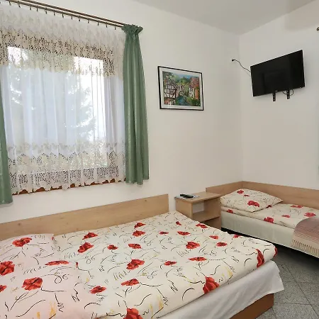 山林小屋 Agro Zibi *